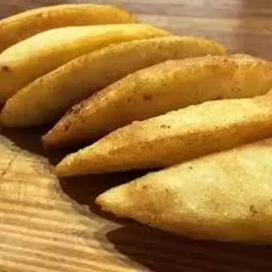 6 Empanadas